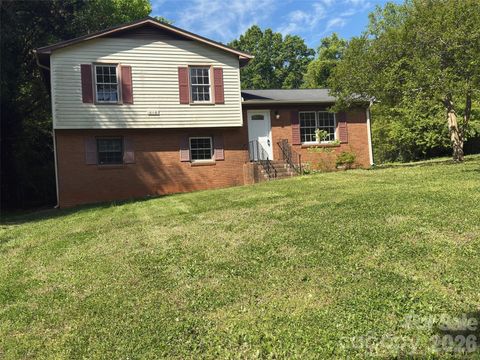 Photo of 816 Anne Avenue, Waxhaw, NC 28173 (MLS # 4368696)