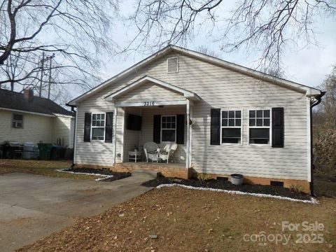 3216 Lasalle Street Charlotte NC 28216