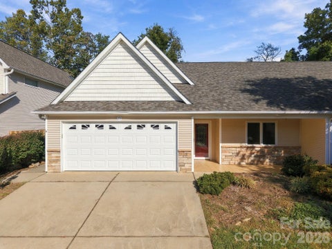 Photo of 29 Beekeeper Trail, Swannanoa, NC 28778 (MLS # 4430763)