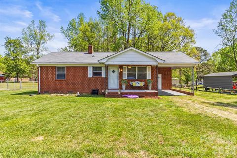 507 JC Dellinger Road Cherryville NC 28021