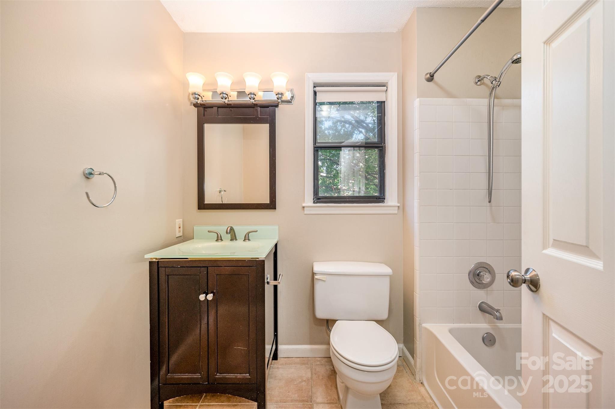 Cedar Square - Residential