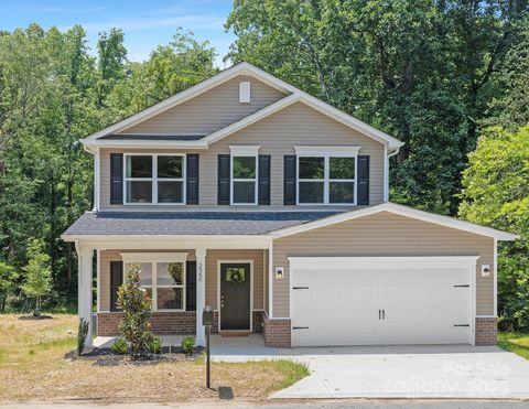 13538 Central Avenue Huntersville NC 28078