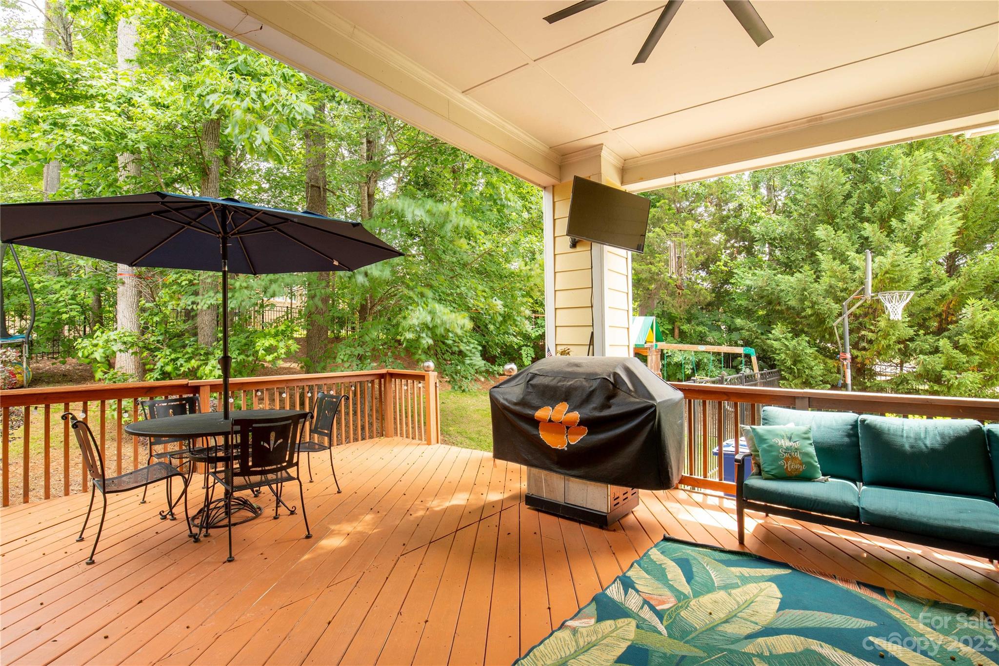 Lake Forest - Residential