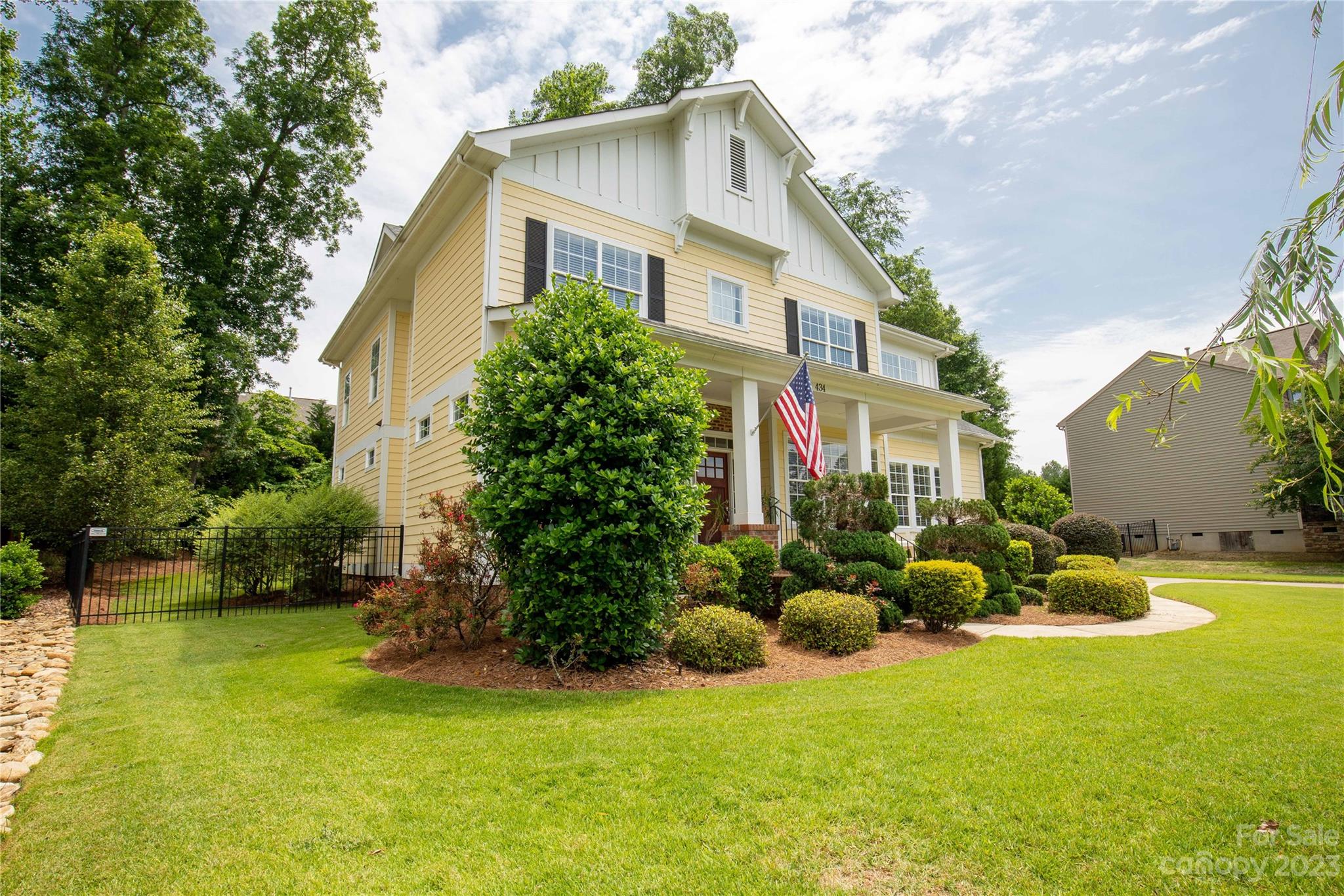 Lake Forest - Residential