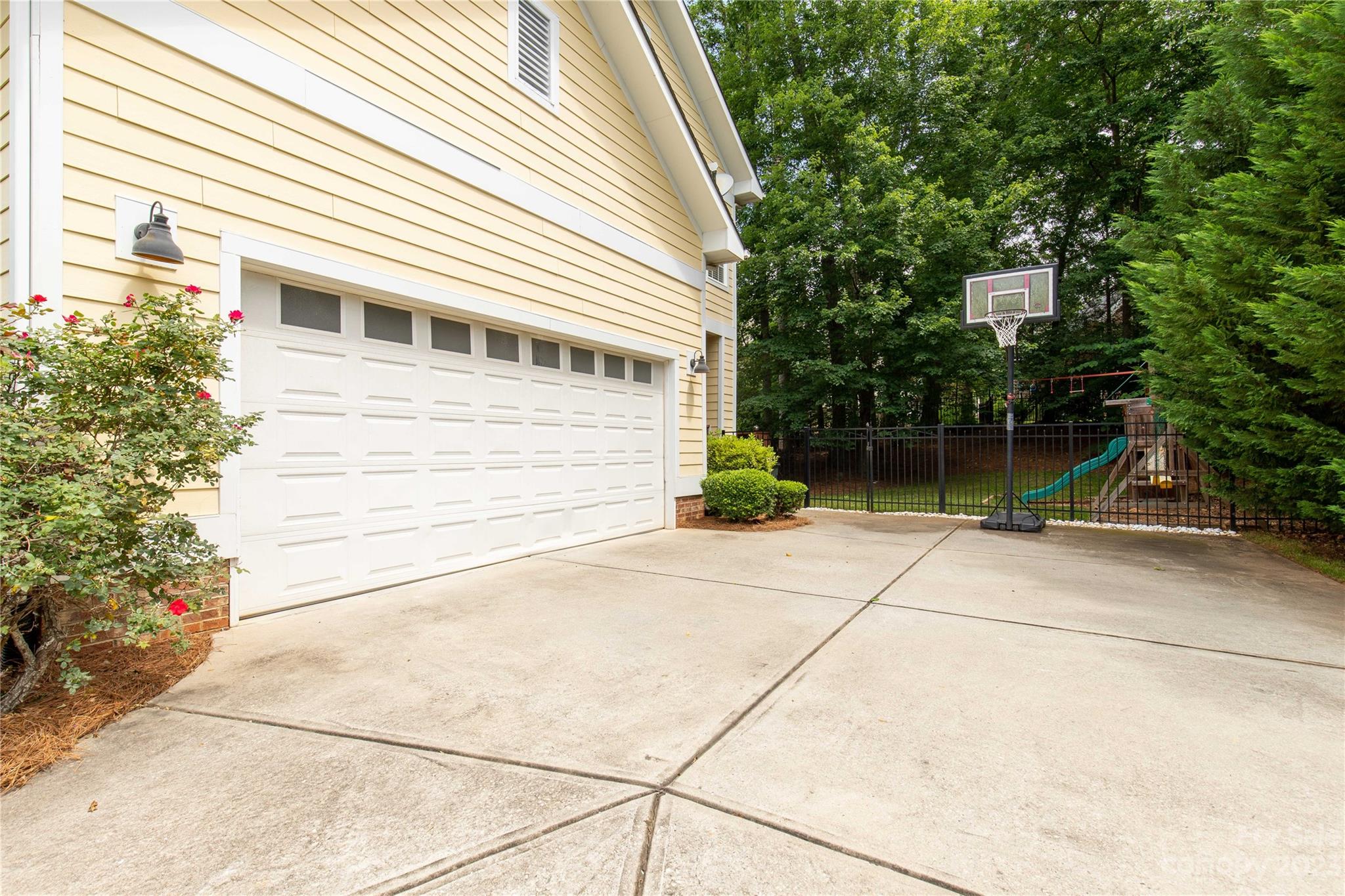 Lake Forest - Residential