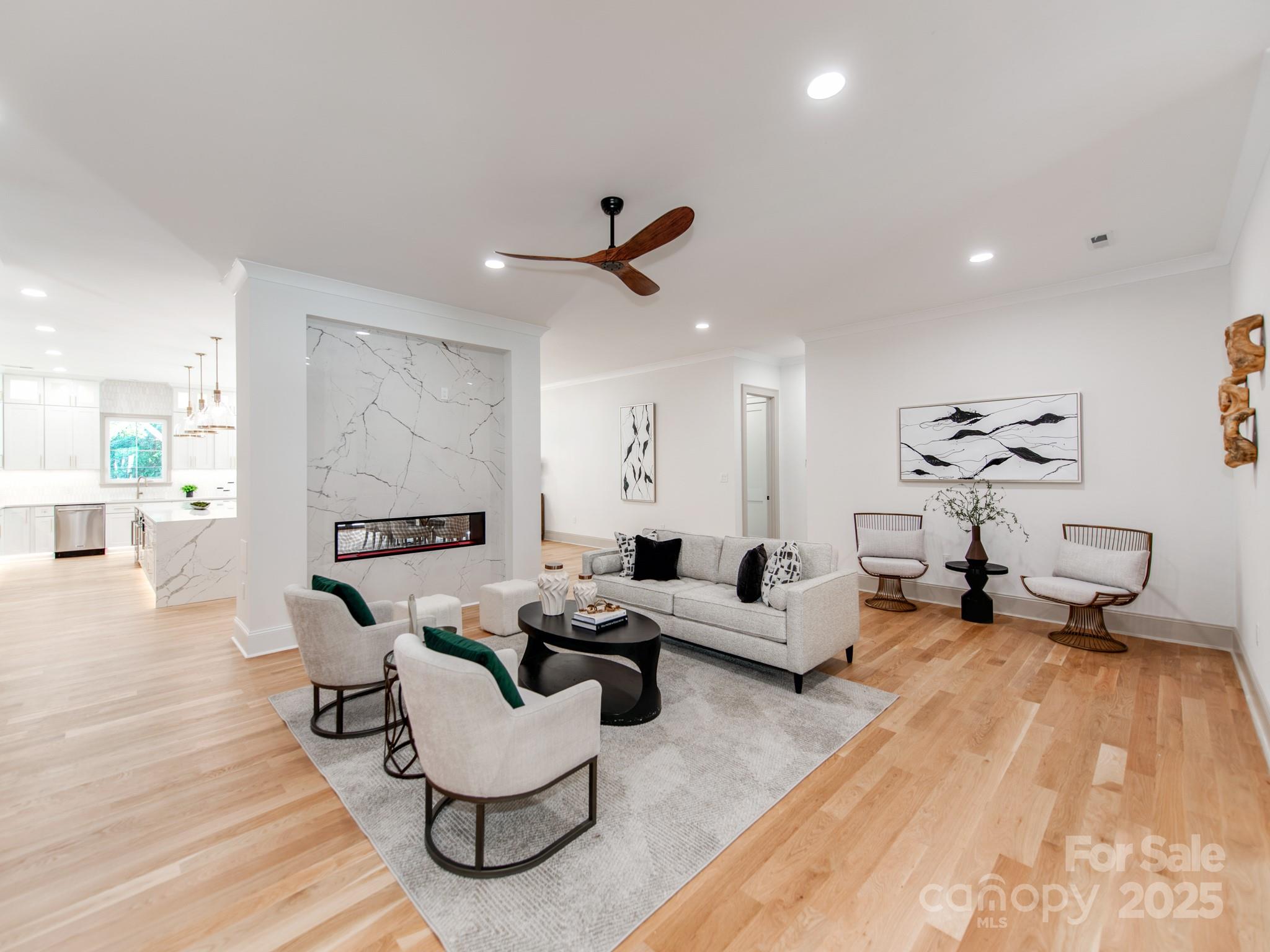 4637 Emory Lane