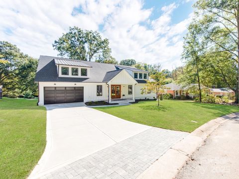 4637 Emory Lane Charlotte NC 28211