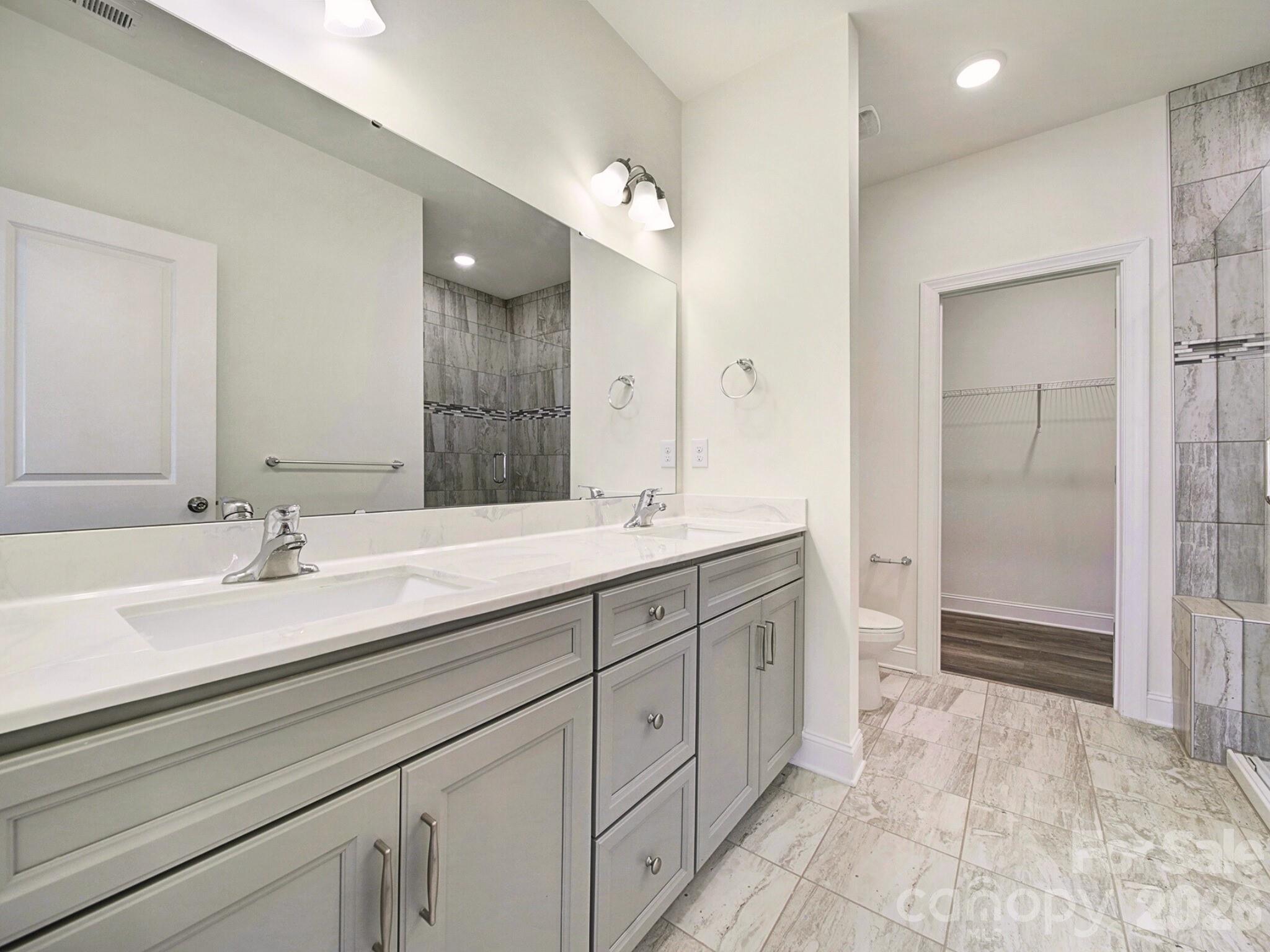 Harrisburg Village - Residential