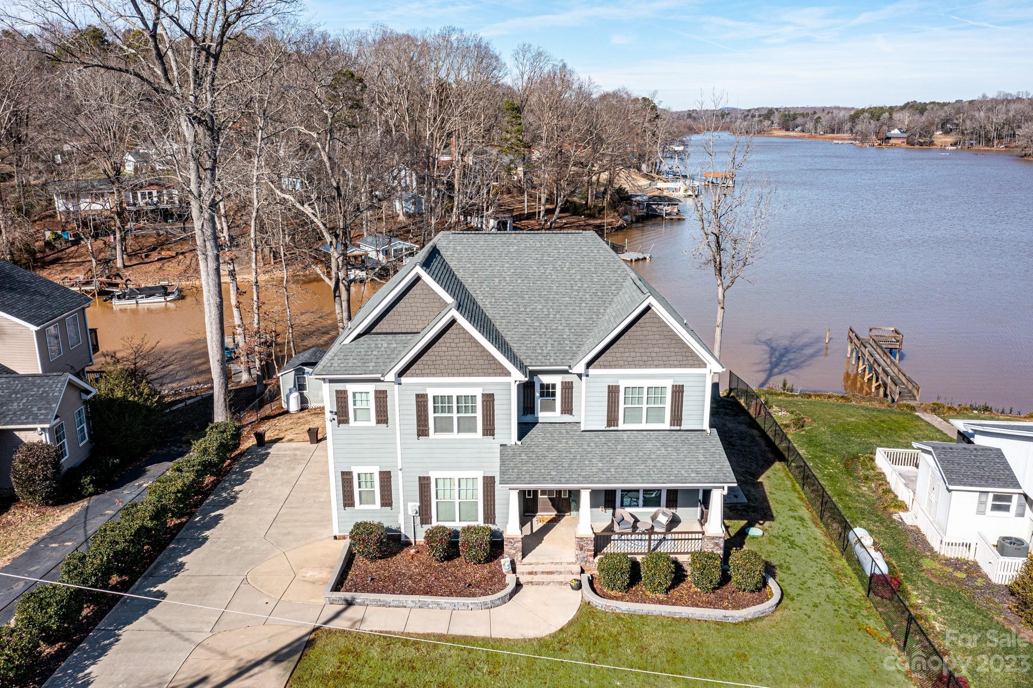 Paradise Point - Residential