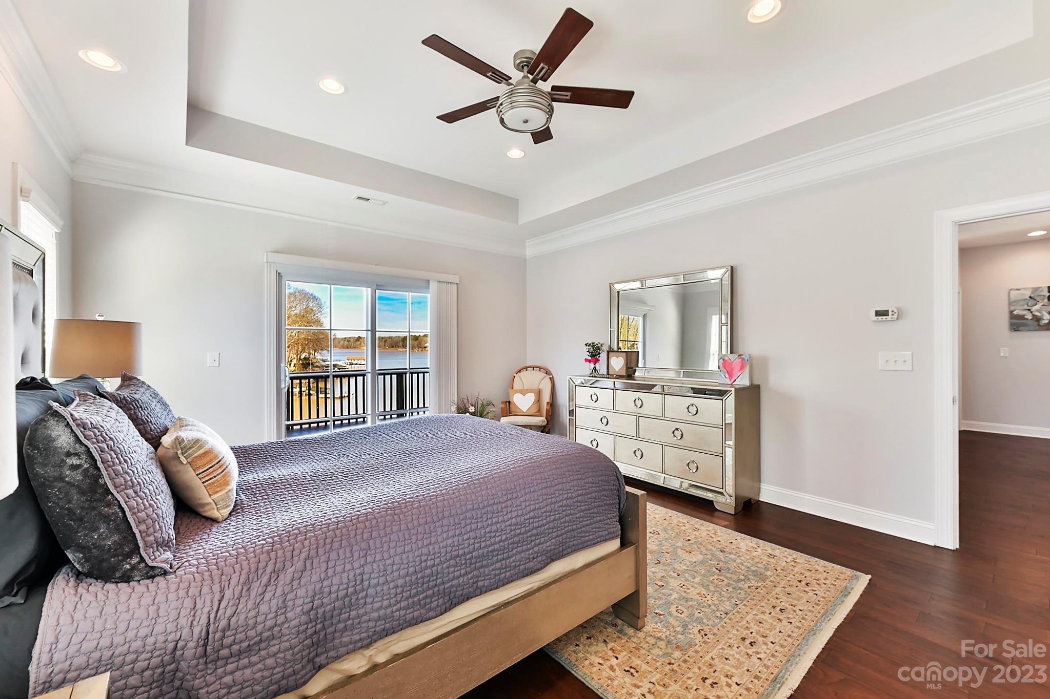 Paradise Point - Residential