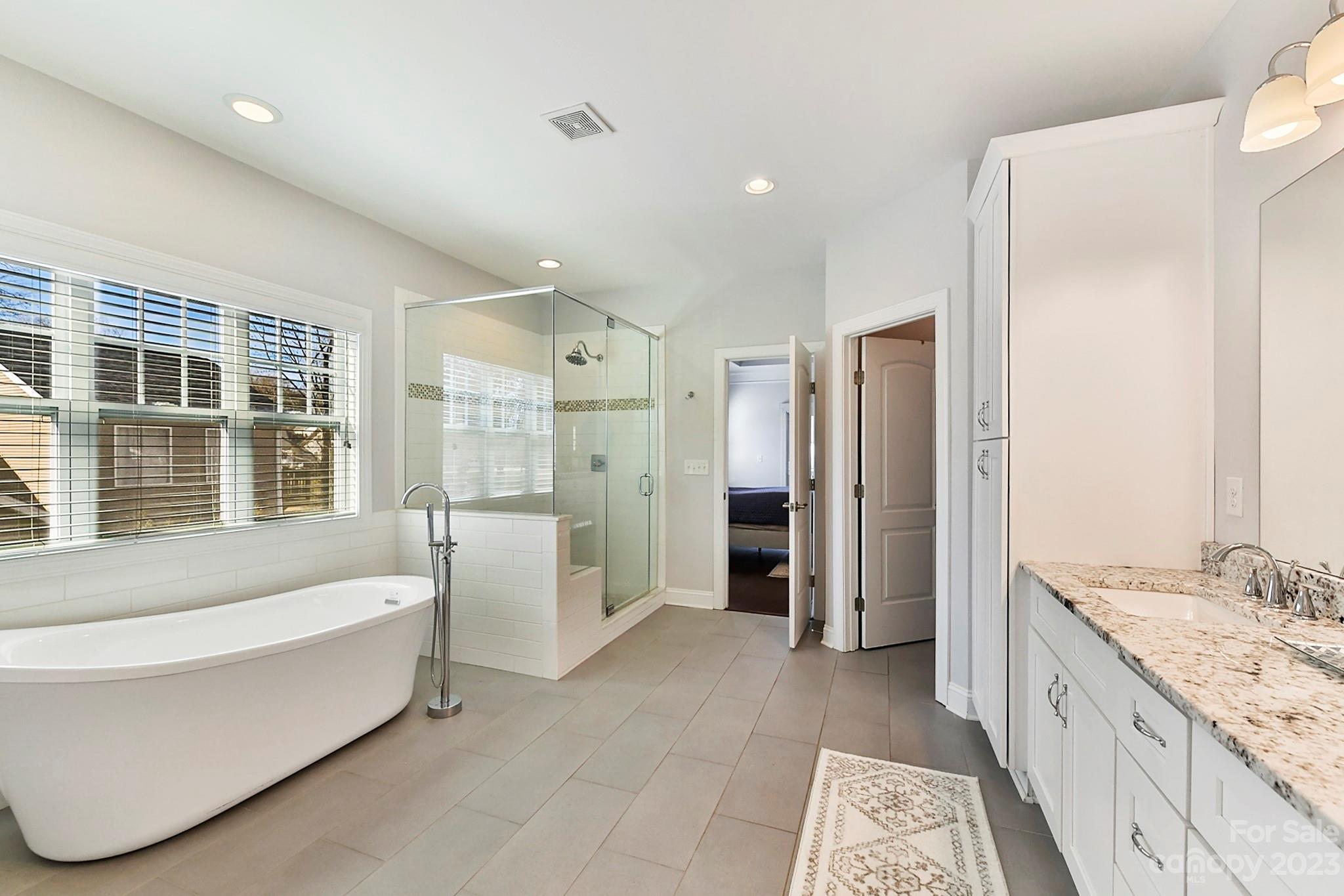 Paradise Point - Residential