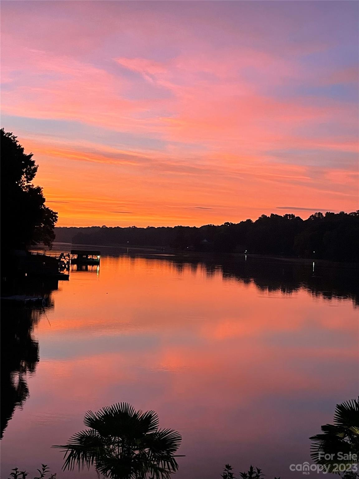 Paradise Point - Residential