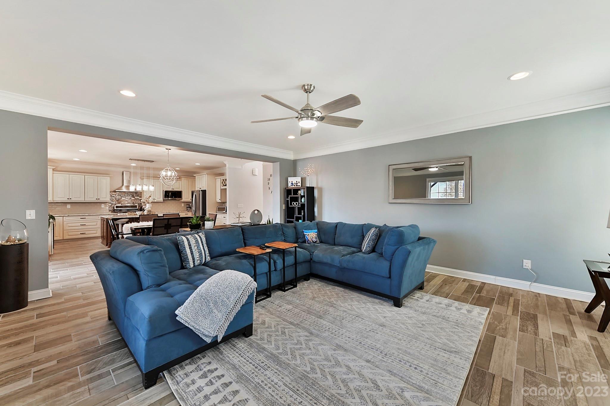 Paradise Point - Residential