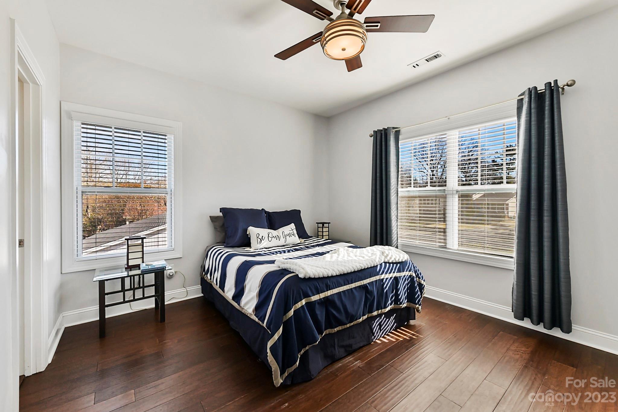 Paradise Point - Residential