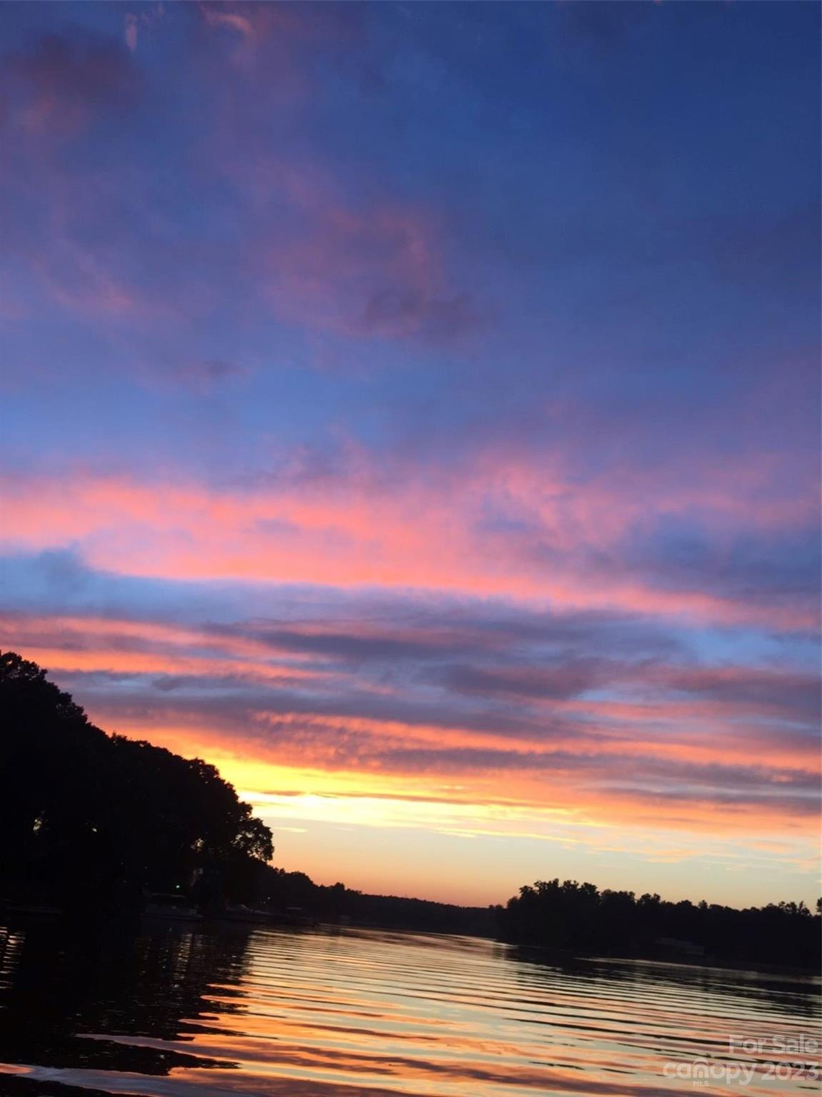 Paradise Point - Residential