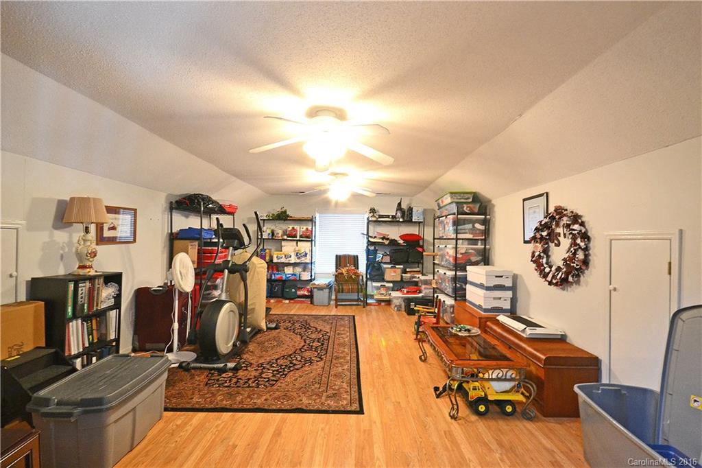 Tega Cay - Residential