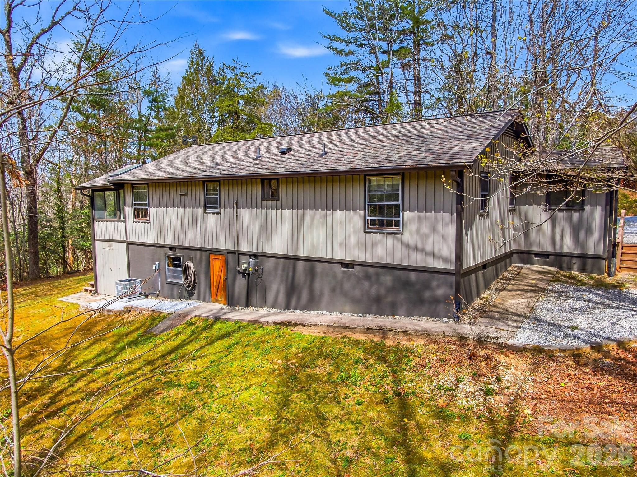 Falls Creek - Residential