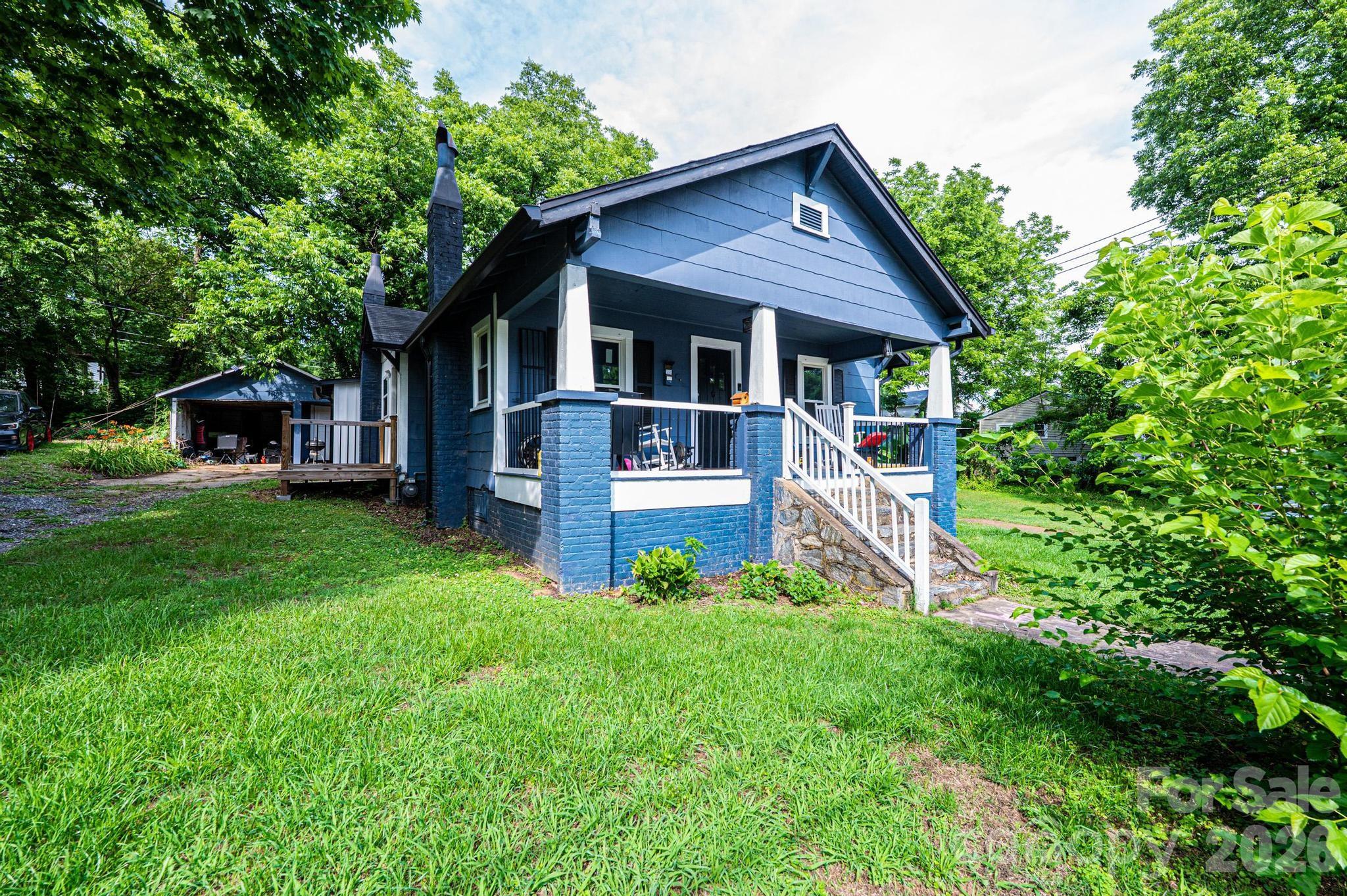 224 broadway Street NW