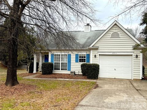 8340 Hornwood Court Charlotte NC 28215