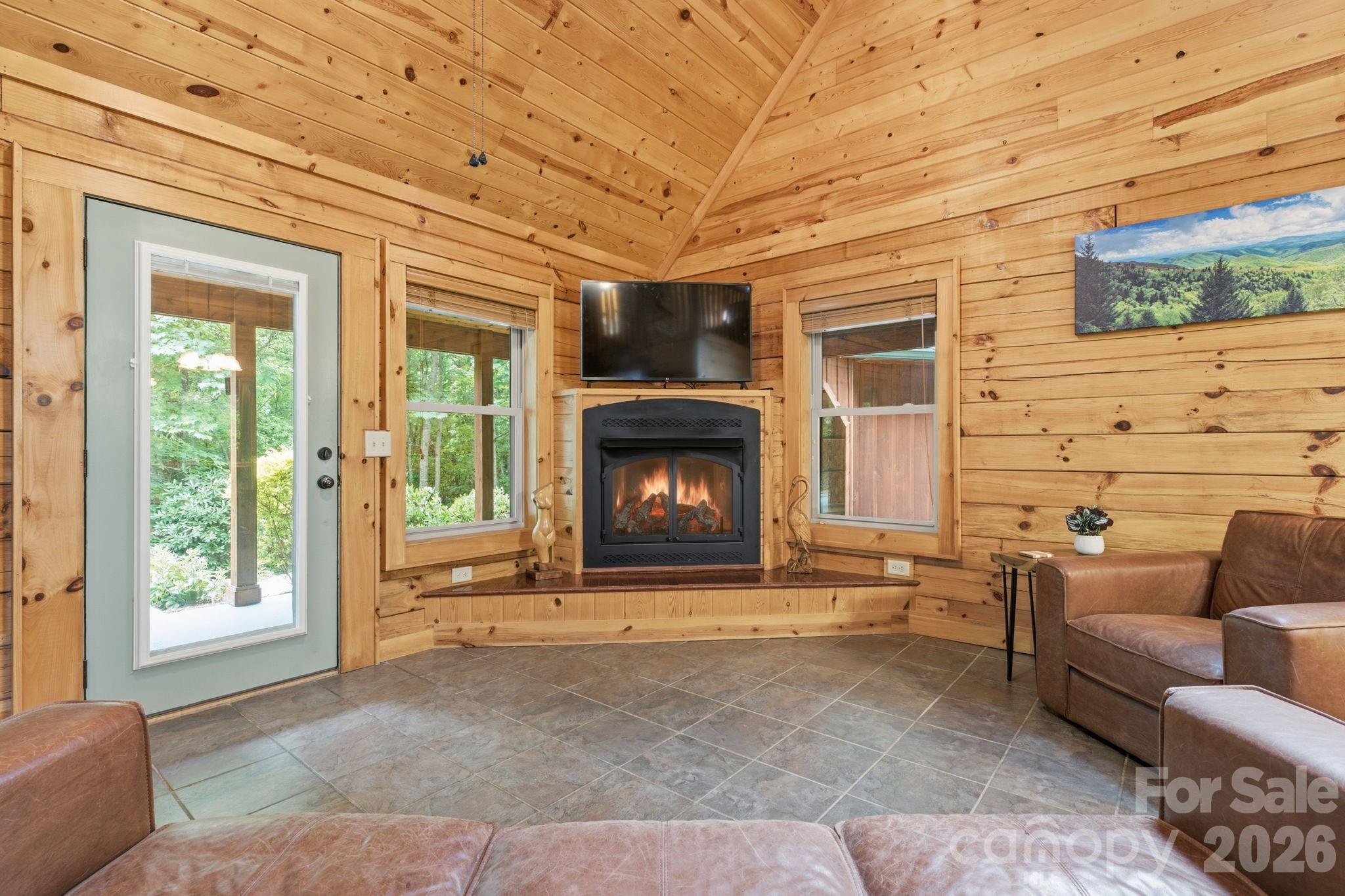 1026 High Top Mountain Road