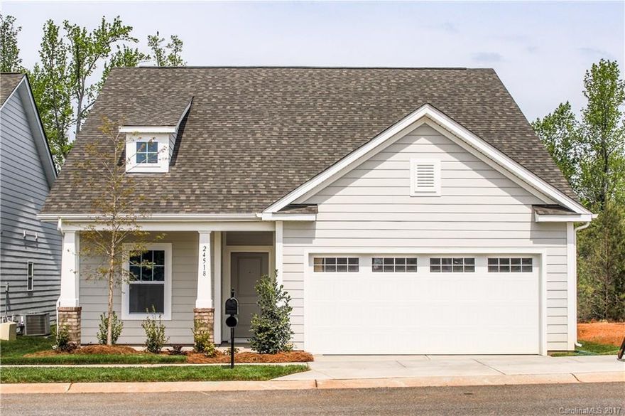 MUST SEE cozy lake cottage in master planned community only 40 minutes South of Charlotte. BRAND NEW
MARINA AND BOAT DOCKS available for residents. Must see this unprecedented opportunity for lakefront and golf living for under $200K. Featuring over 2bd/2bth, Formal Dining Room, Large Great Room, and Screened Porch! Beautiful Painted Kitchen Cabinets, upgraded Backsplash, and Granite Countertops! Sustainable Wood Laminate, Two Tone Paint, and Colonial Style Trim!