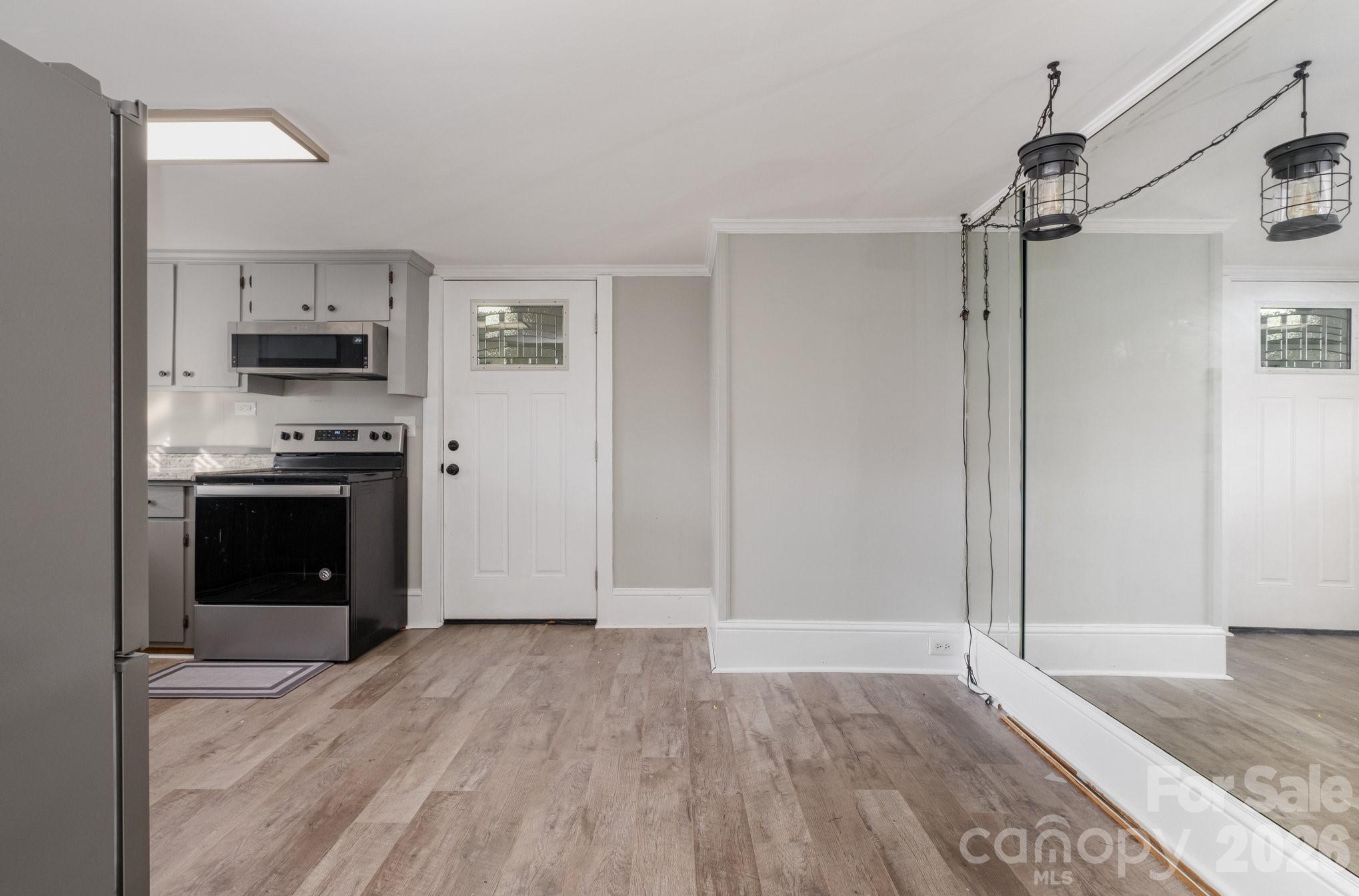 603 Old North Main Street