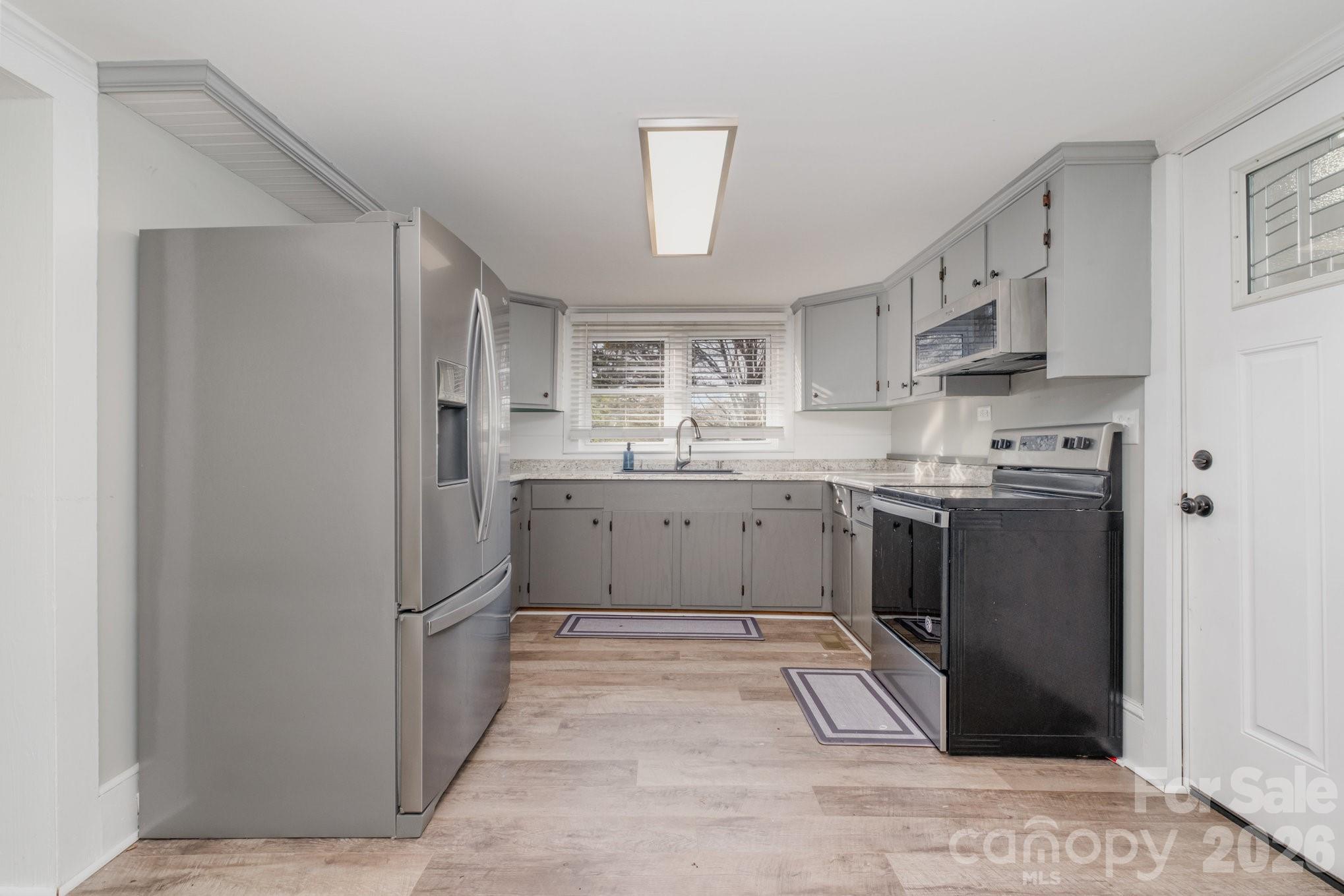 603 Old North Main Street