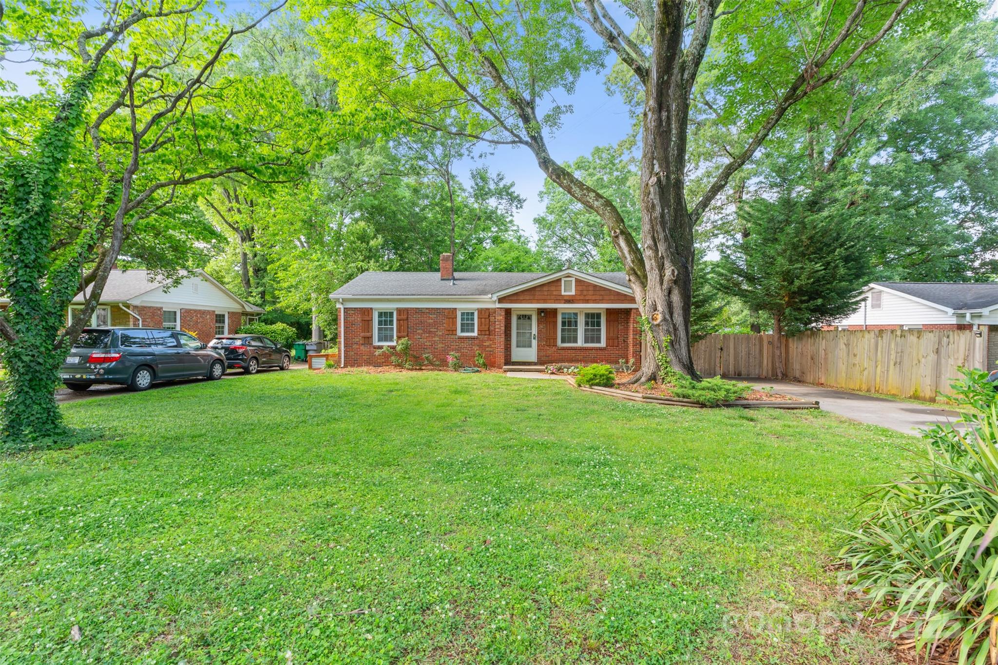 2953 Enfield Road
