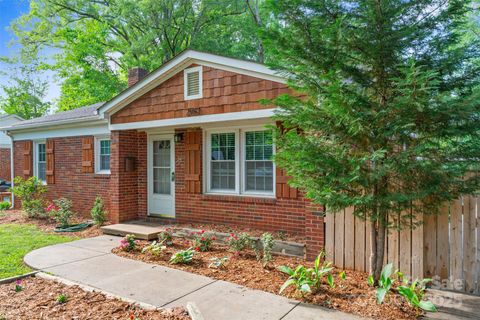 2953 Enfield Road Charlotte NC 28205