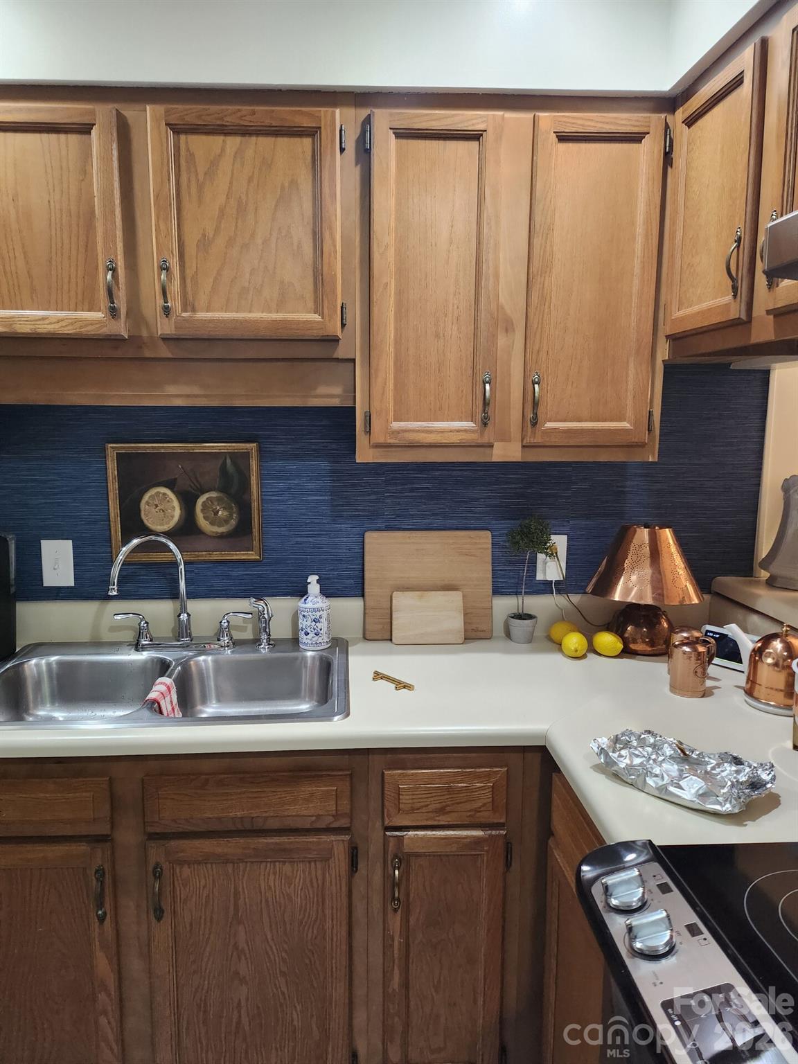 Ravencroft Condominiums - Residential