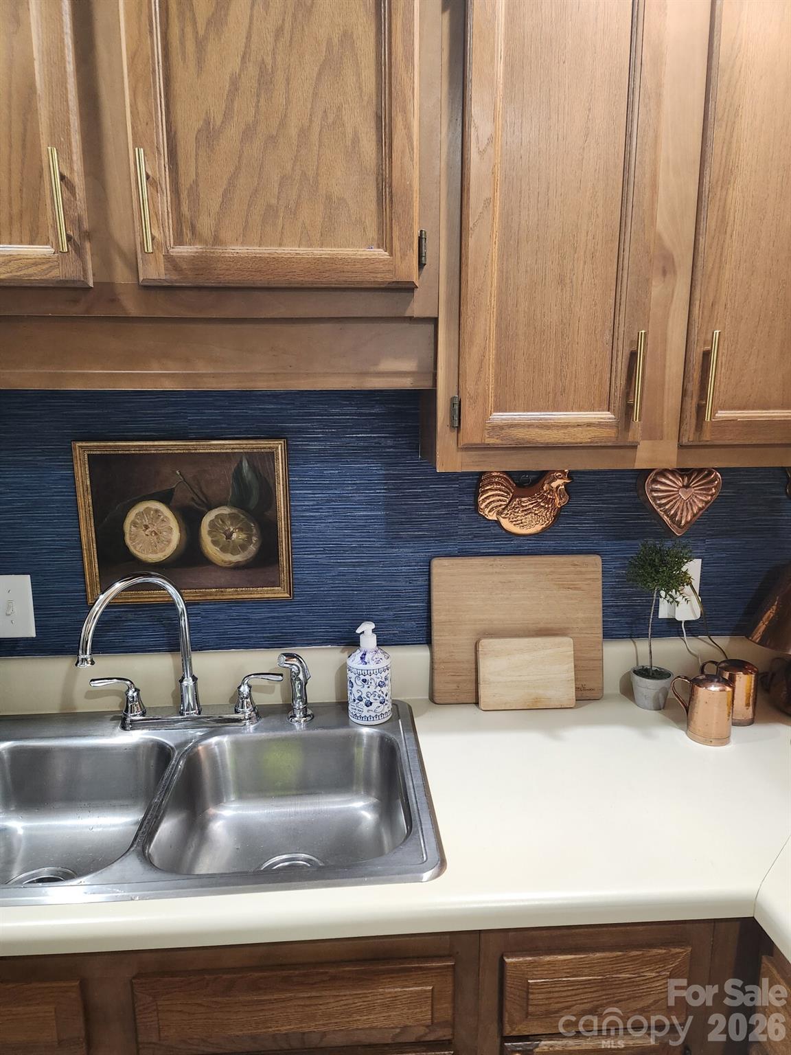 Ravencroft Condominiums - Residential