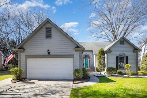 9200 Four Acre Court Charlotte NC 28210