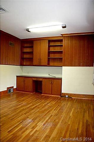 Country Club Heights - Residential Lease