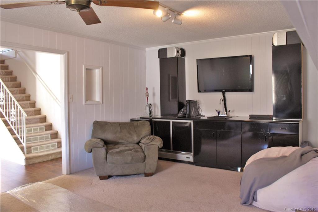 Tega Cay - Residential