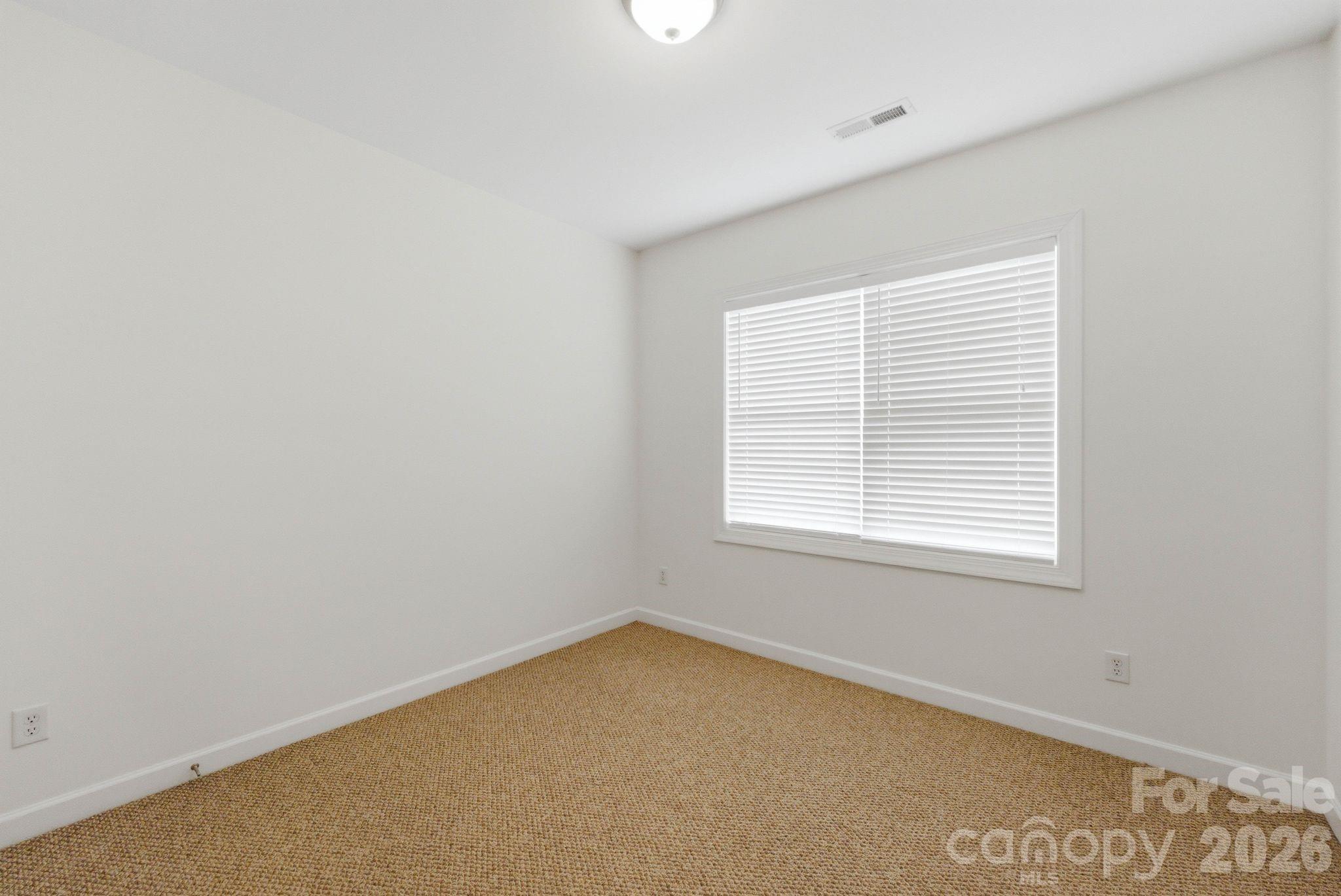 Hollister - Residential