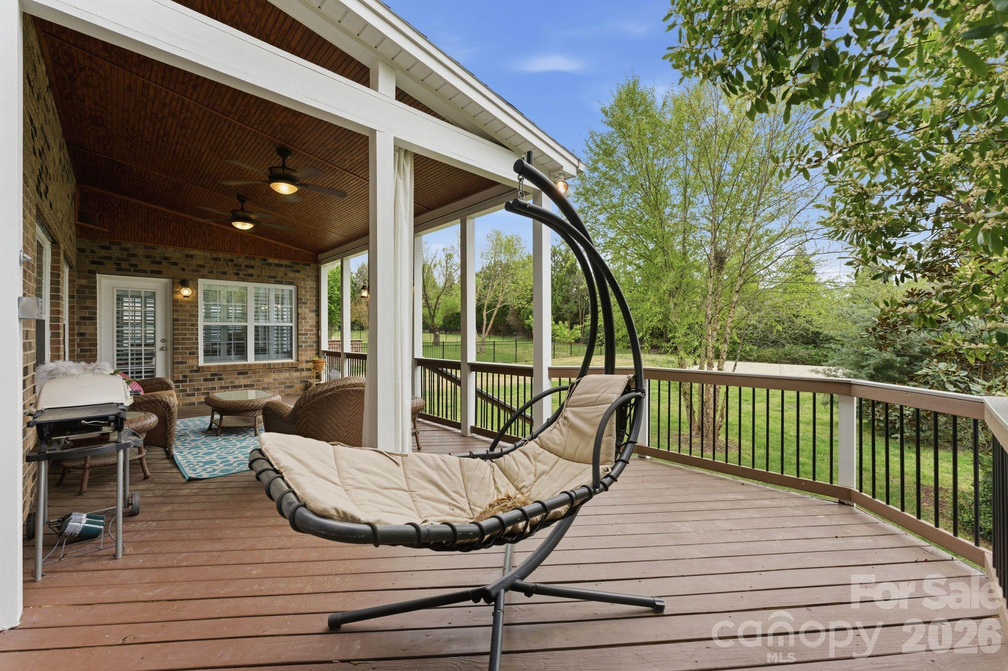 Hollister - Residential