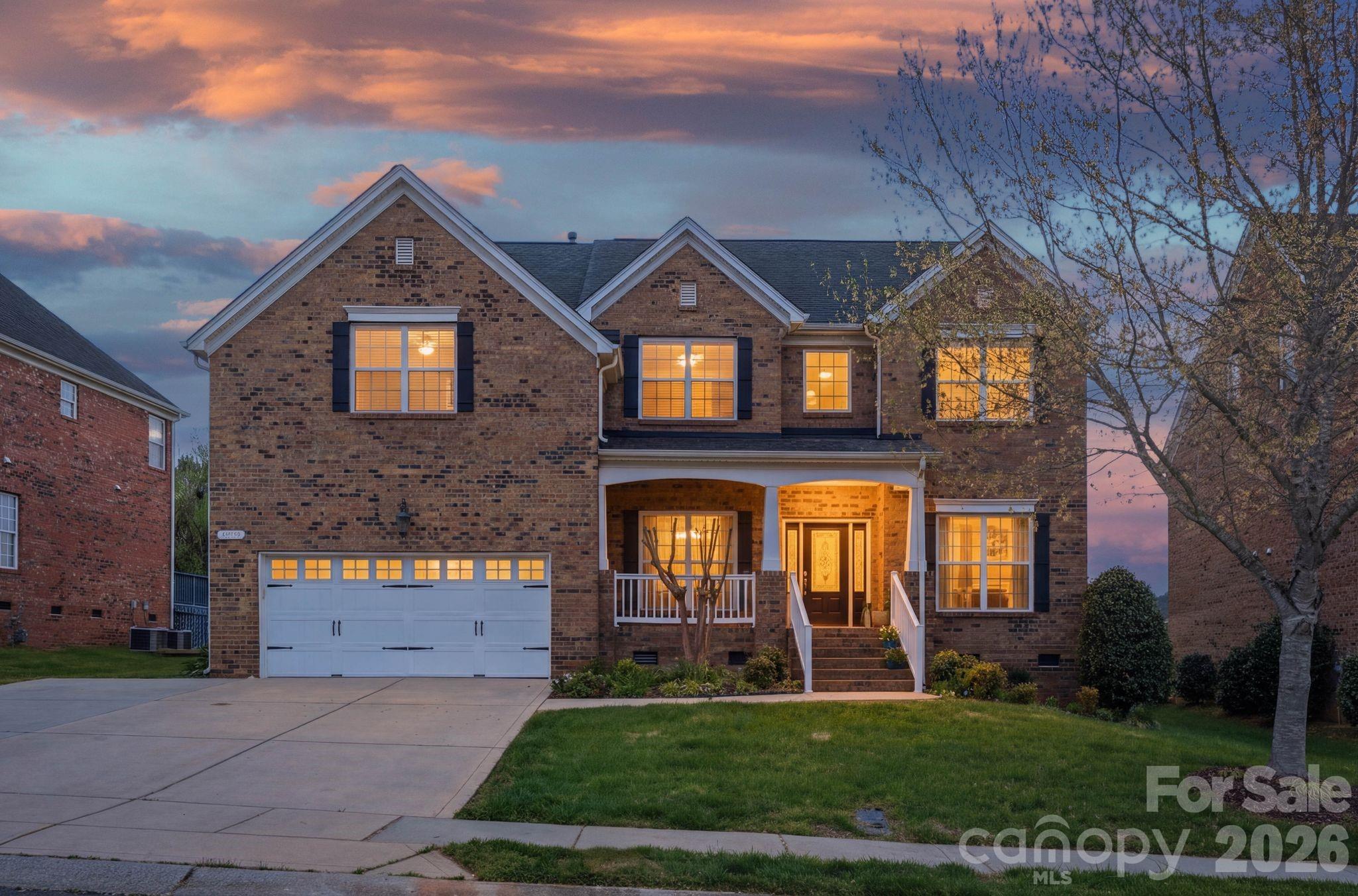 Hollister - Residential