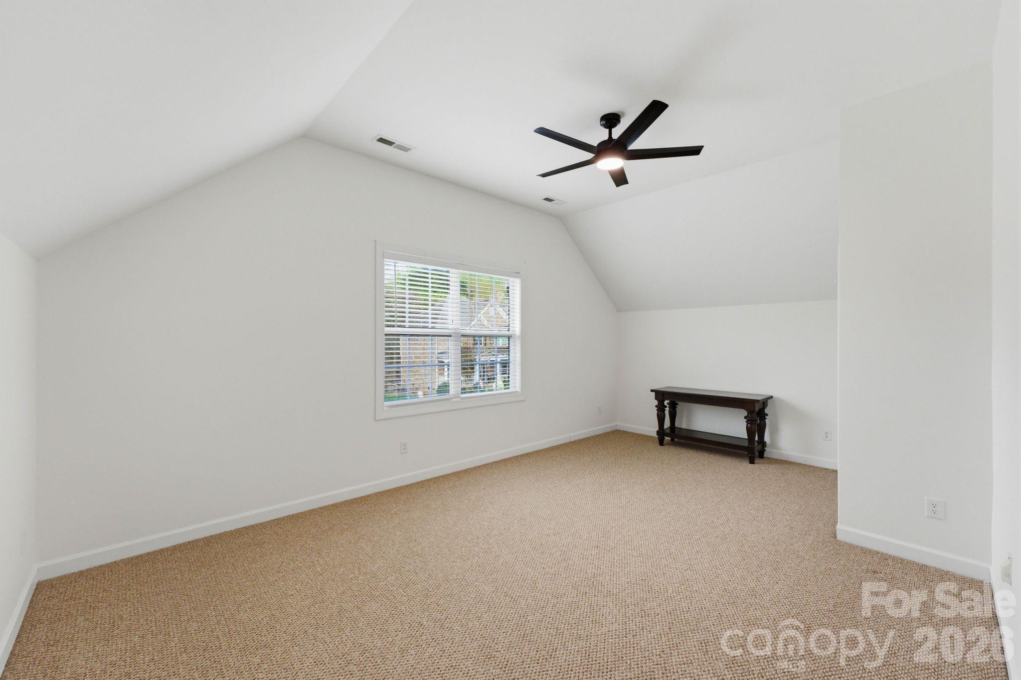 Hollister - Residential