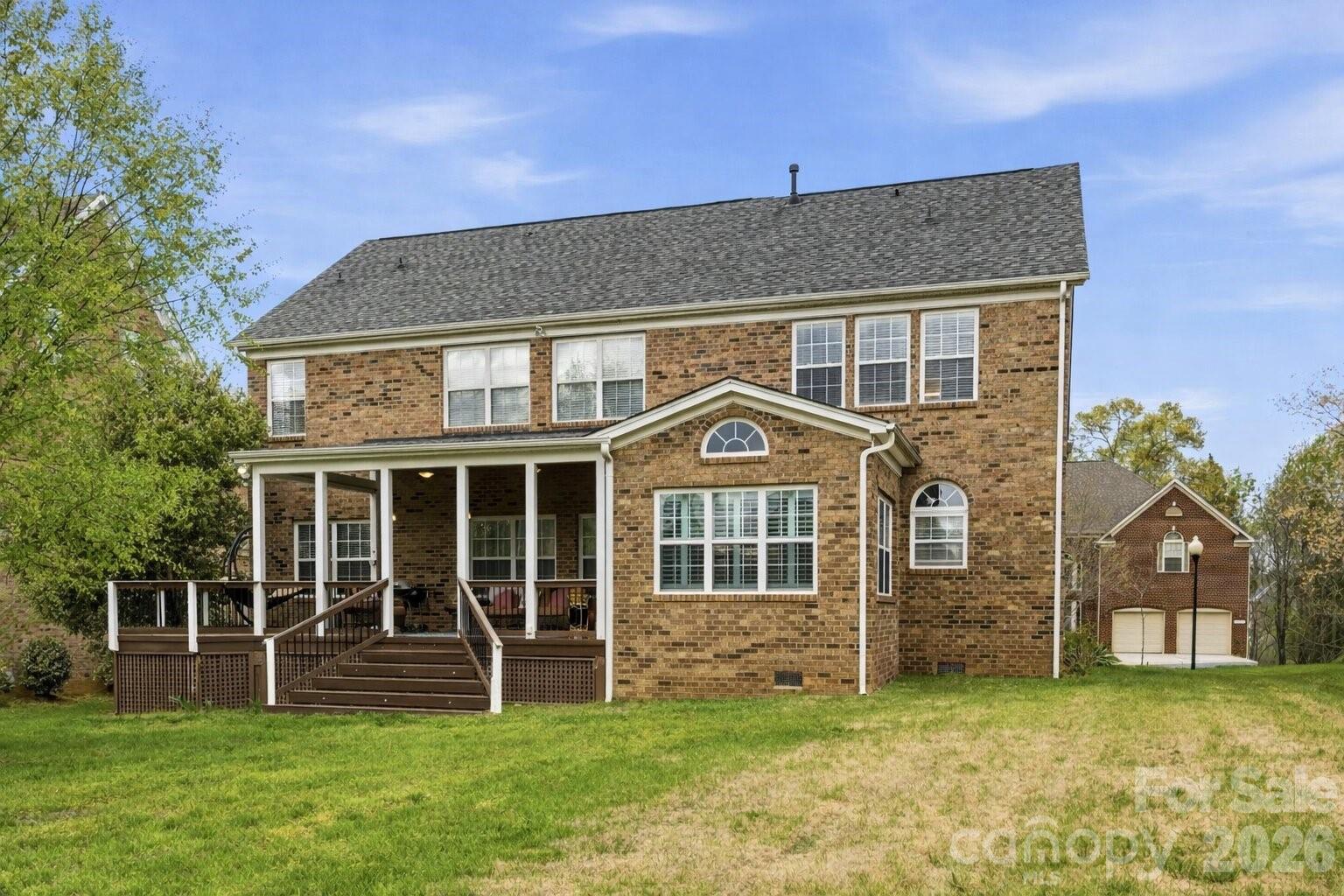 Hollister - Residential