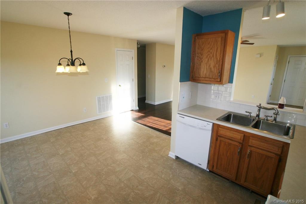 Raccoon Hollow - Residential