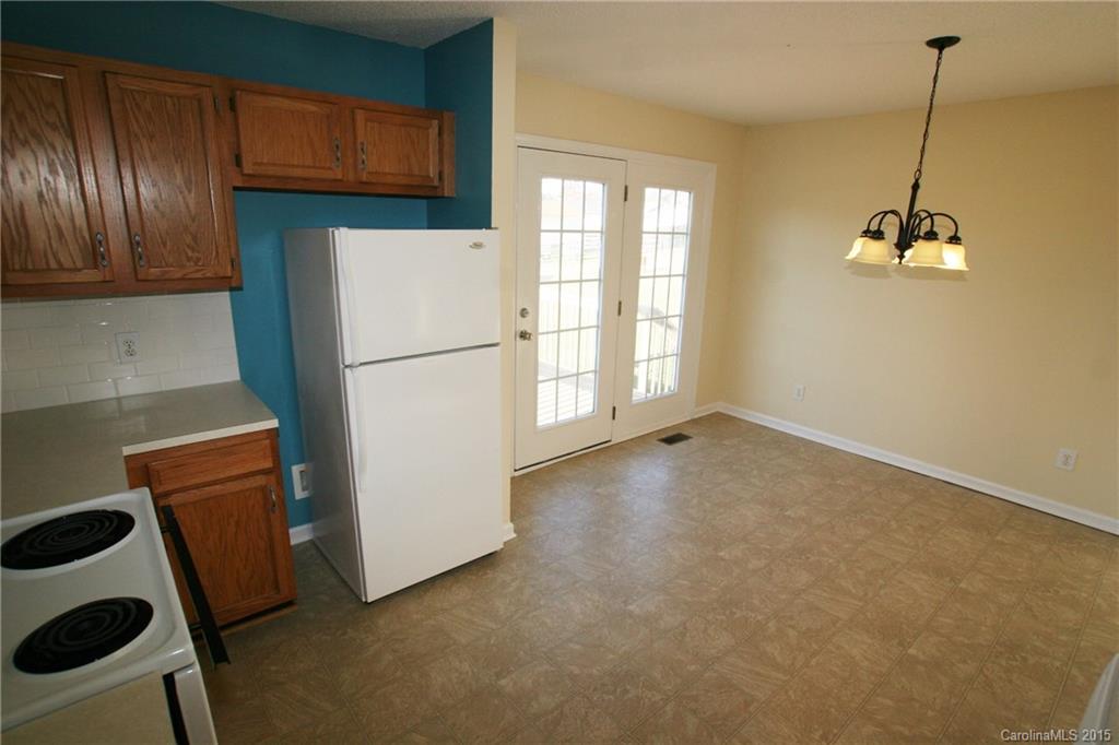 Raccoon Hollow - Residential