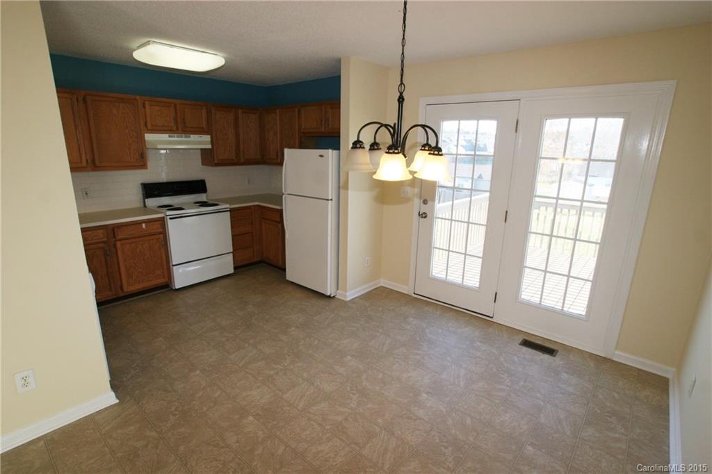 Raccoon Hollow - Residential