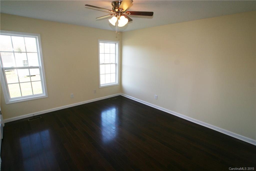 Raccoon Hollow - Residential