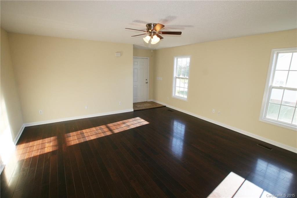 Raccoon Hollow - Residential