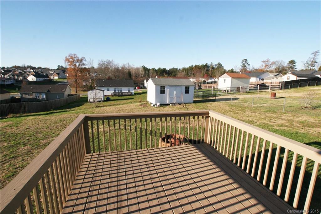 Raccoon Hollow - Residential