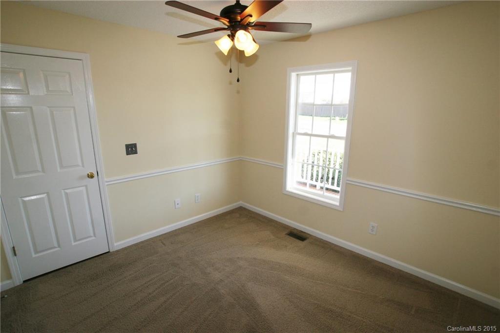 Raccoon Hollow - Residential