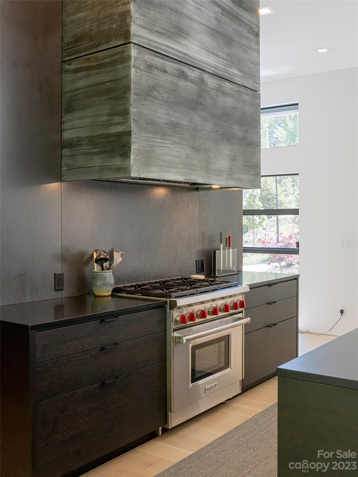 Reynolds Mountain - Residential