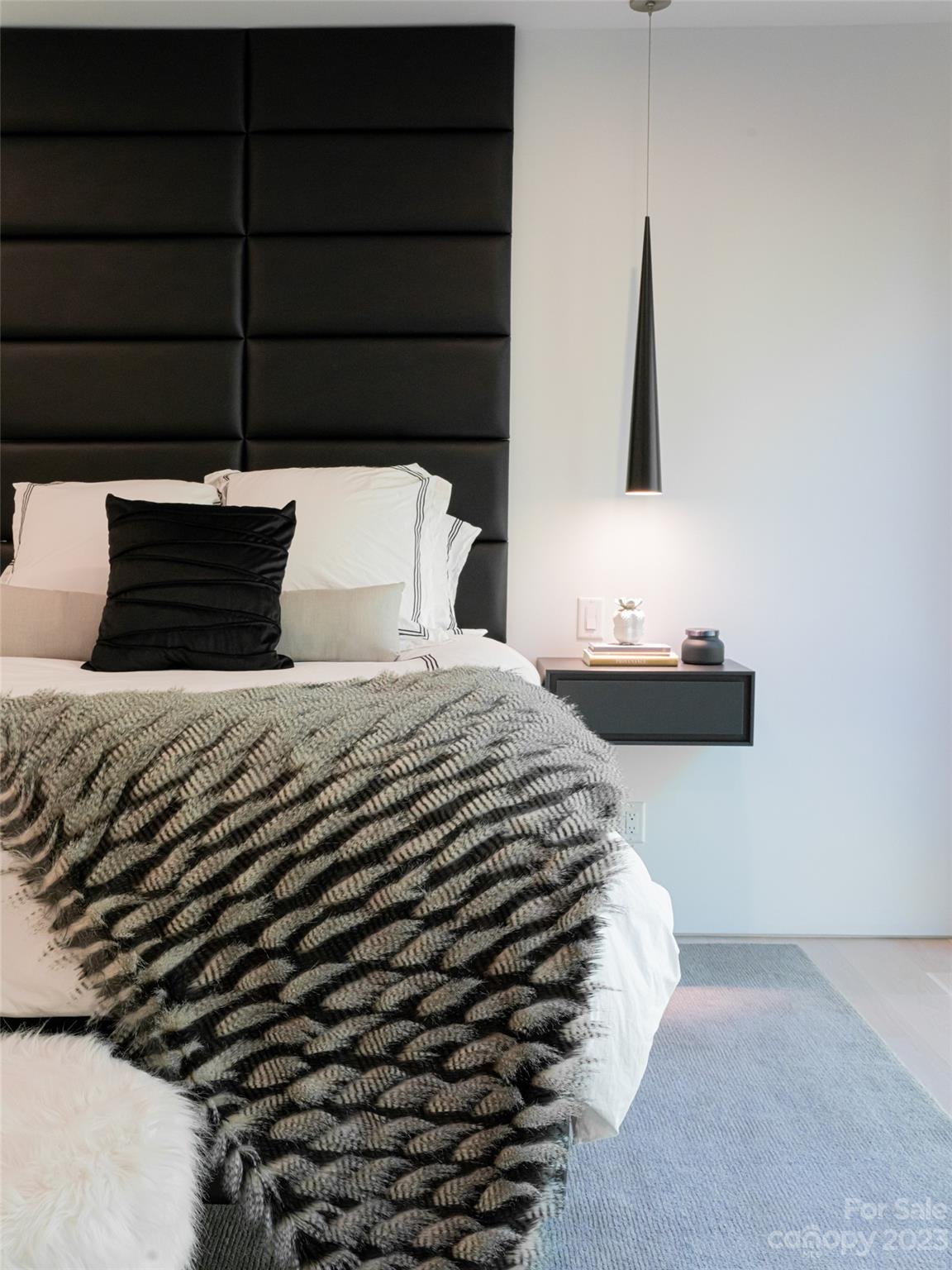 Reynolds Mountain - Residential