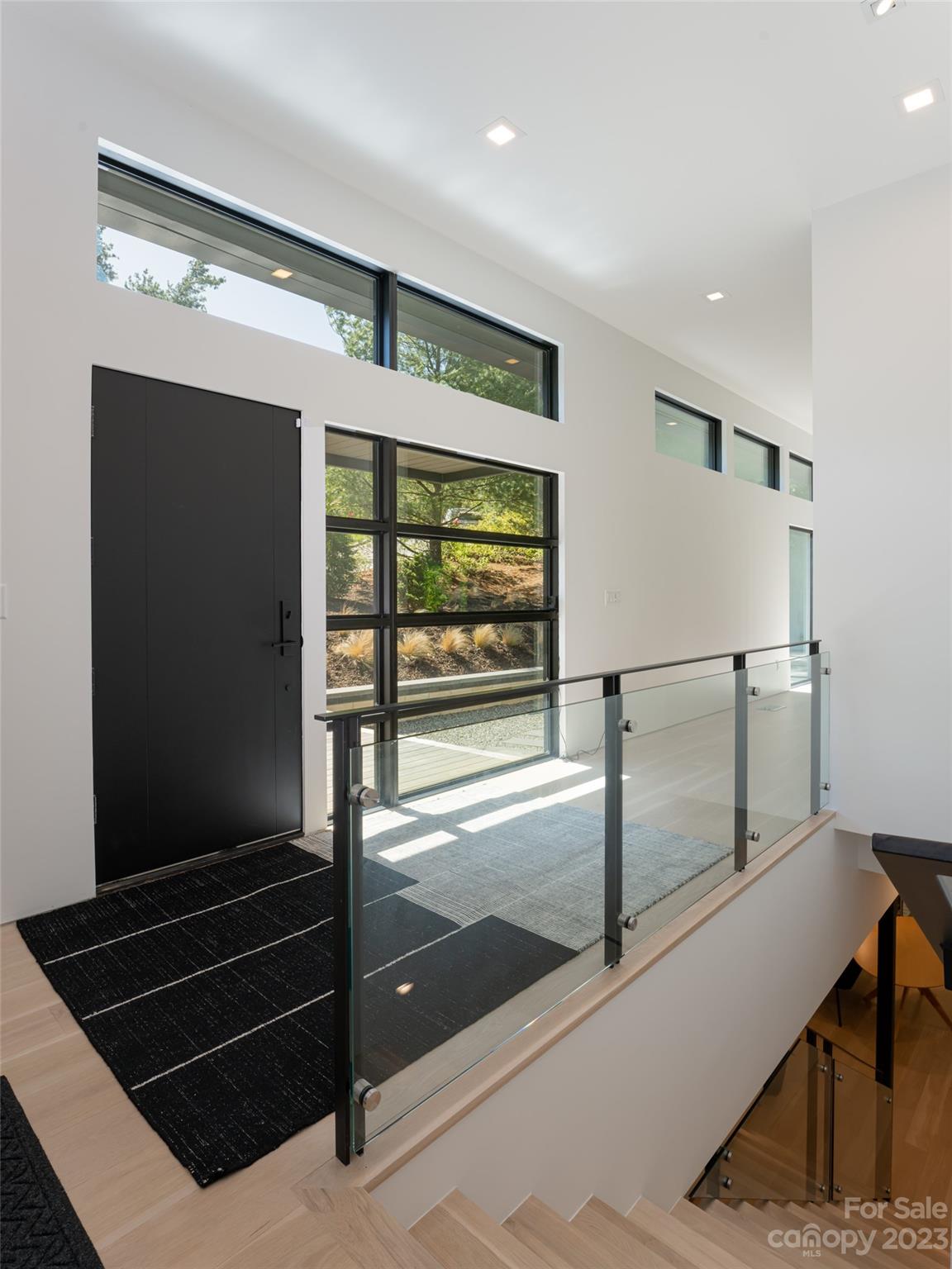 Reynolds Mountain - Residential