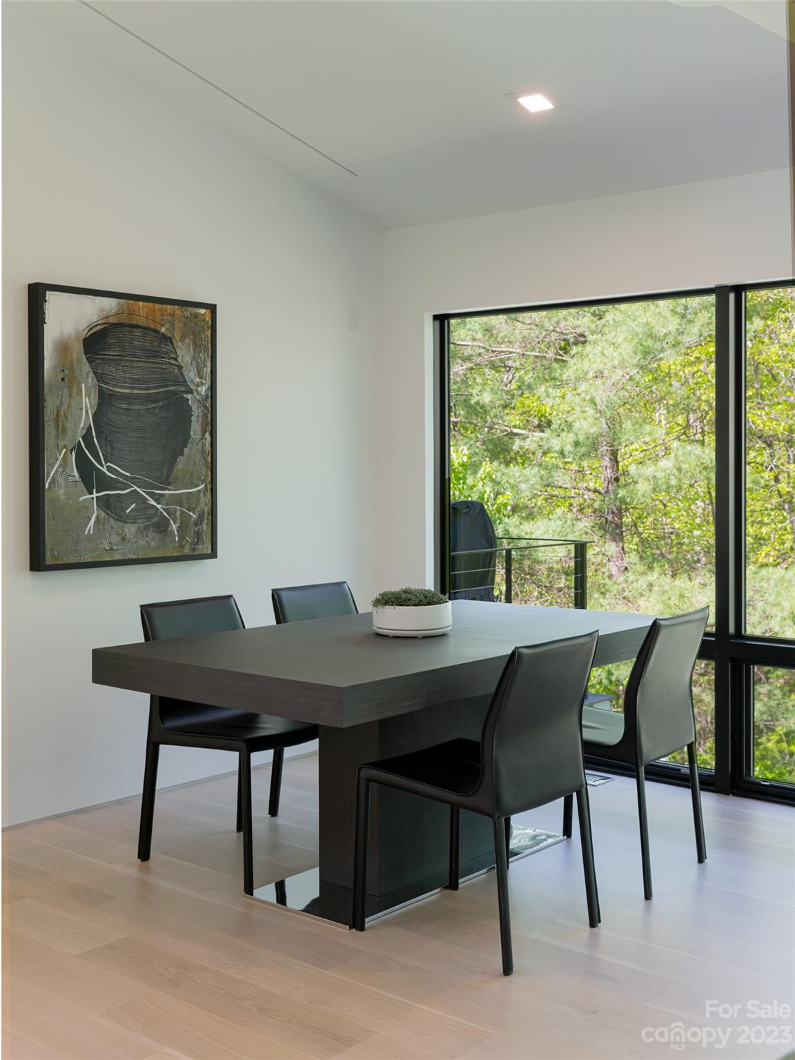 Reynolds Mountain - Residential